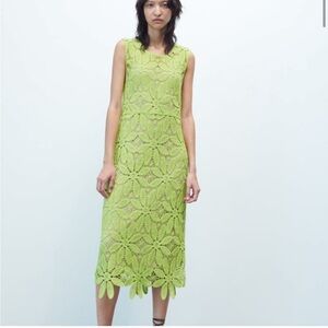 Zara Green Sheath Midi Dress Sleeveless Scoop Neck